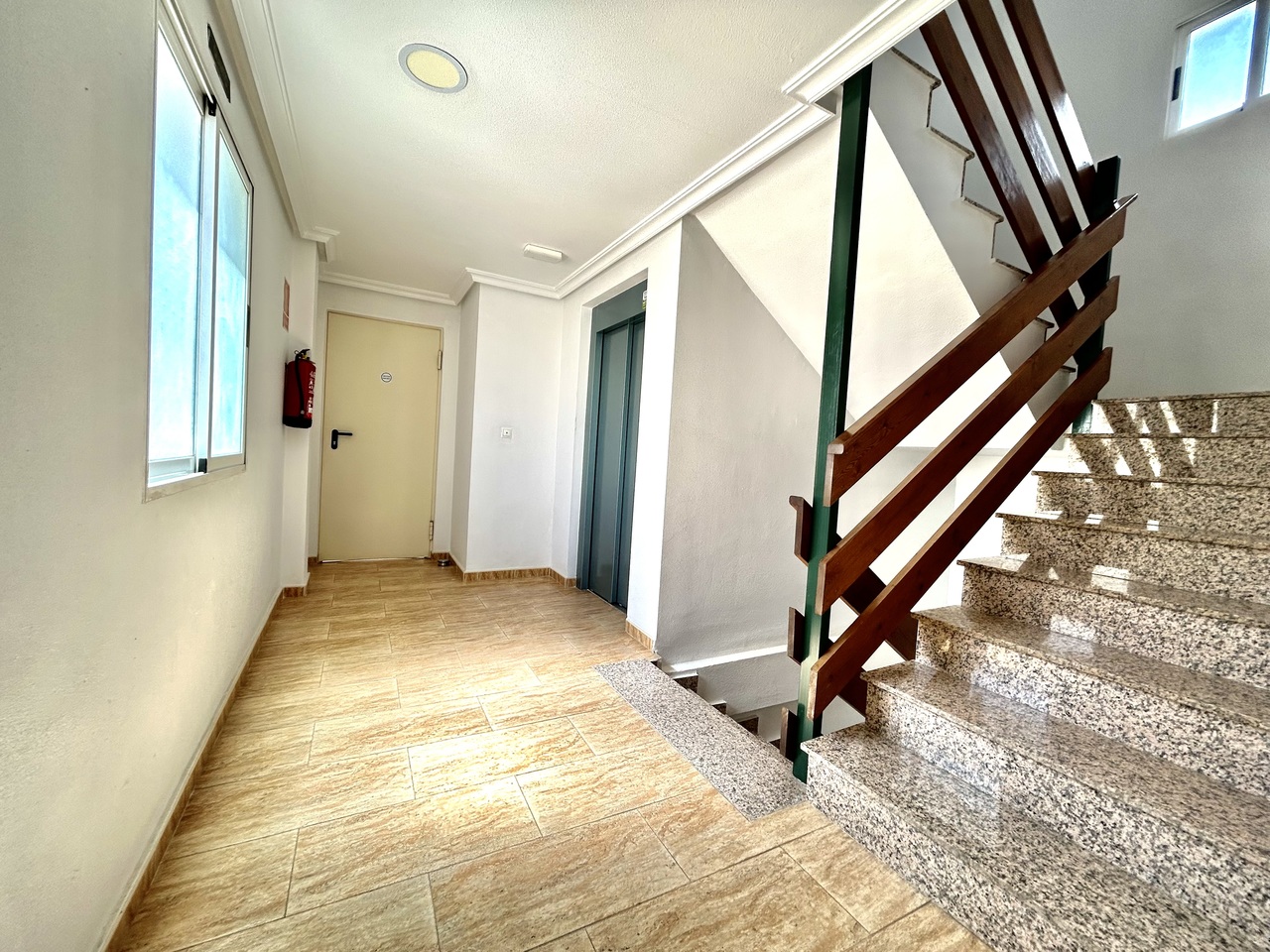 Apartment for Sale in Almoradi, Alicante