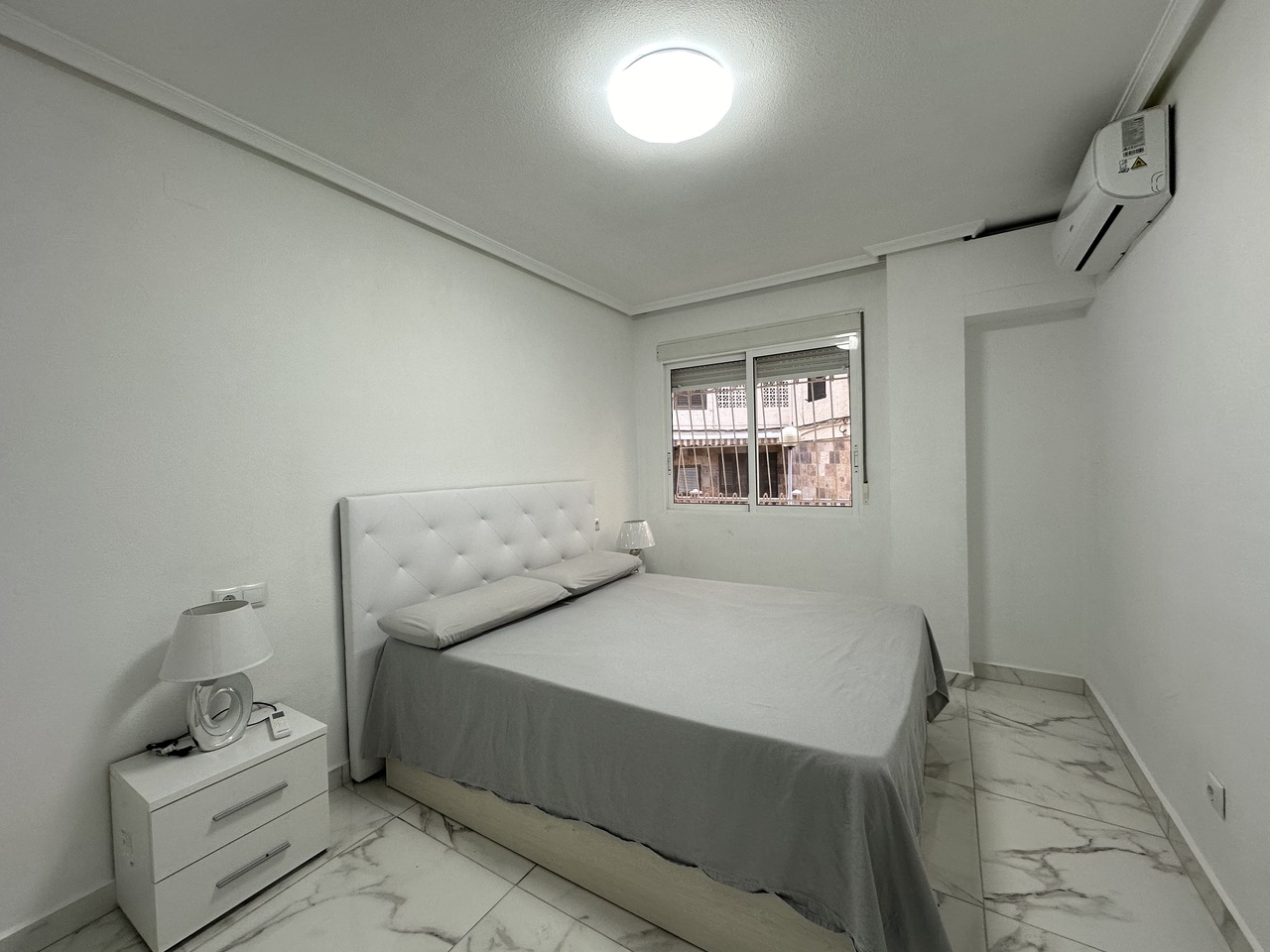 Apartment for Sale in Torrevieja, Alicante