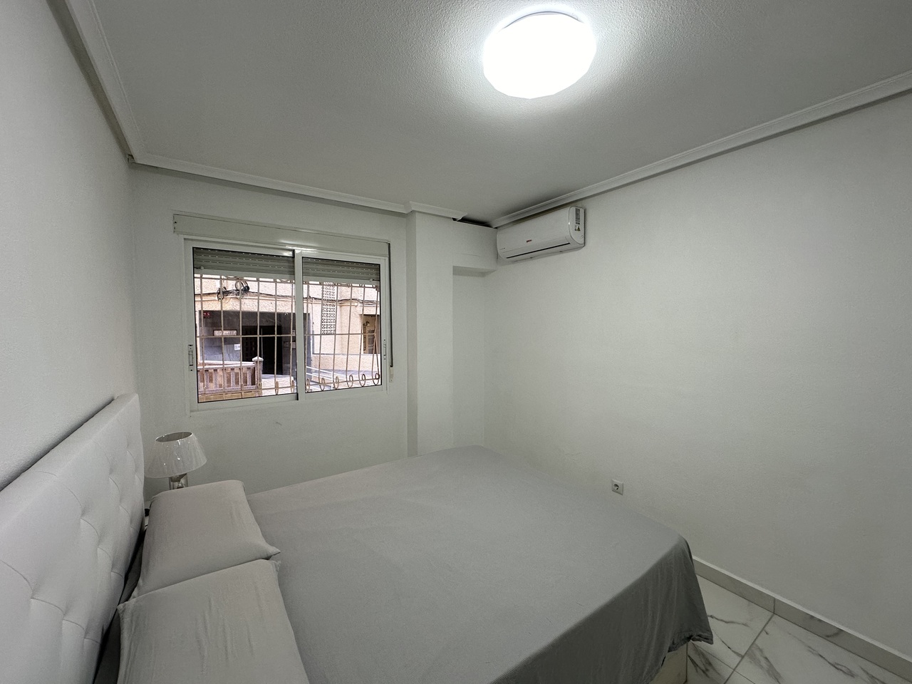Apartment for Sale in Torrevieja, Alicante