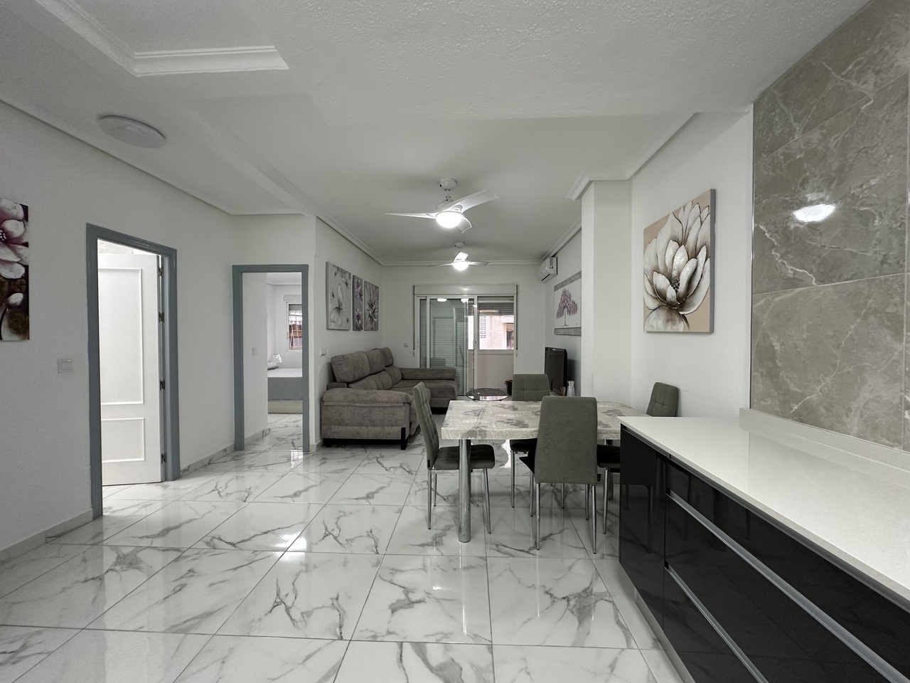 Apartment for Sale in Torrevieja, Alicante