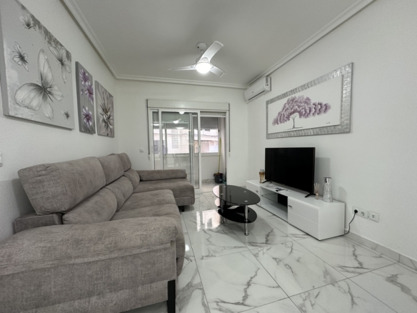 Apartment for Sale in Torrevieja, Alicante