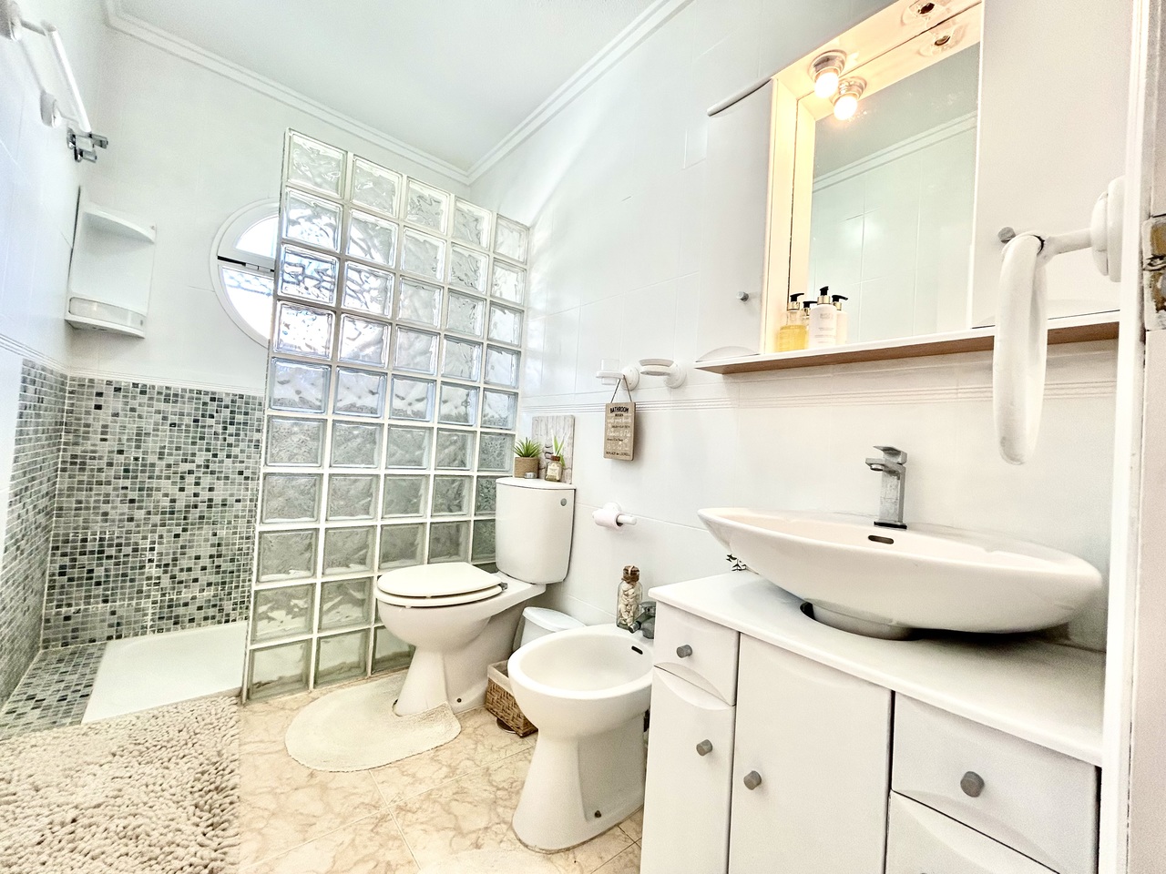 Town House for Sale in Punta Prima, Alicante