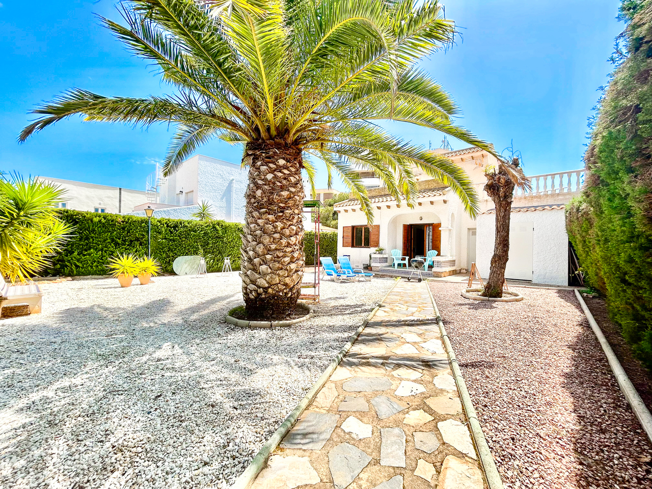 Villa for Sale in La Zenia, Alicante
