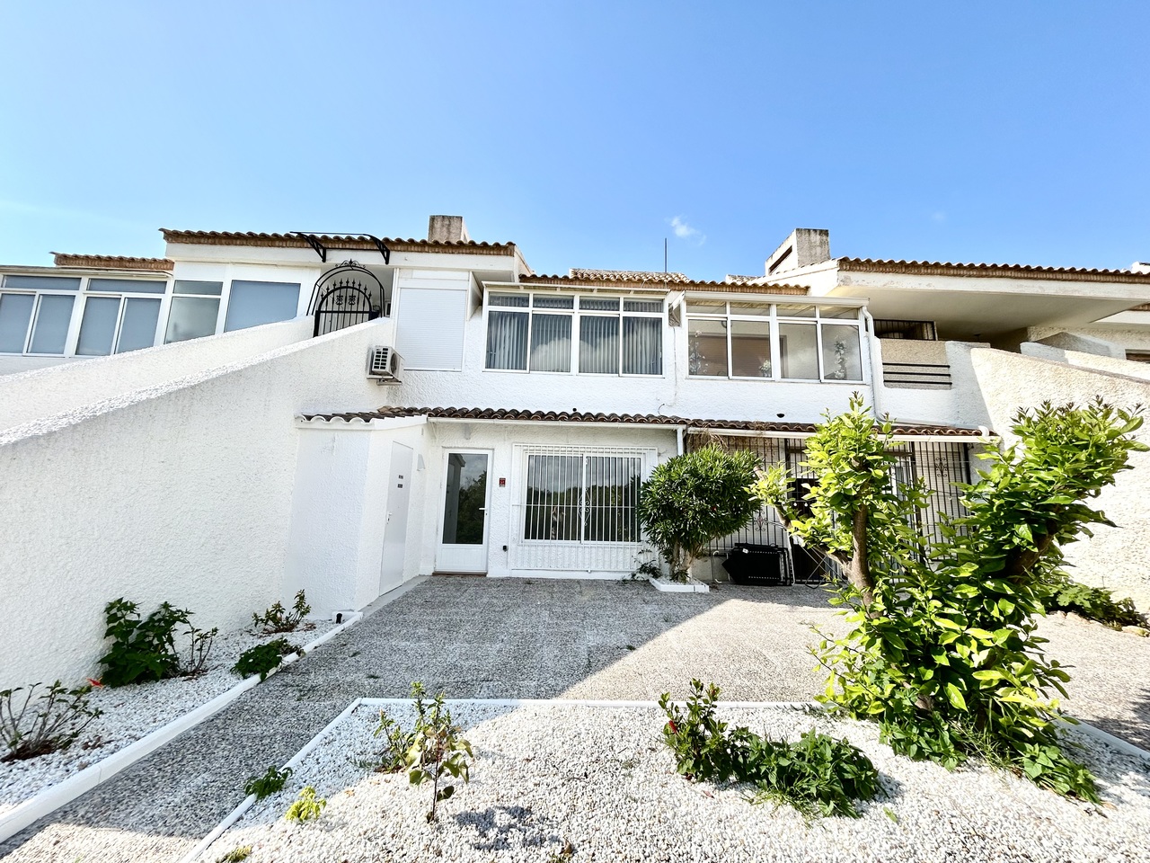 Apartment for Sale in Villamartin, Alicante