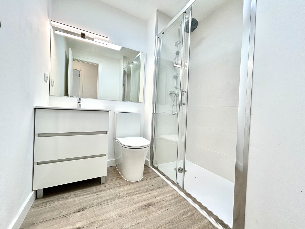 Apartment for Sale in Villamartin, Alicante