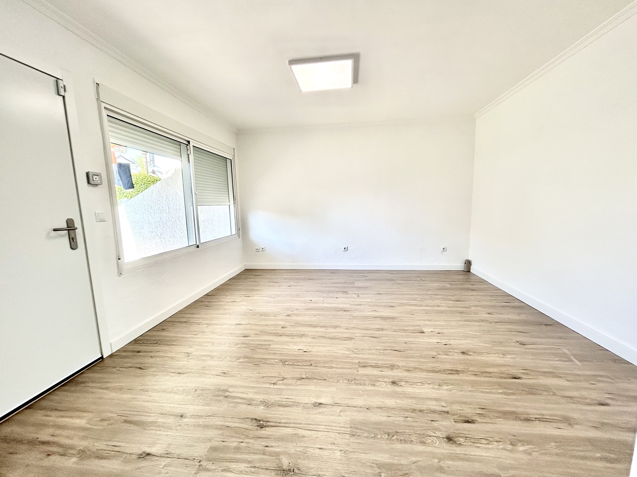 Apartment for Sale in Villamartin, Alicante