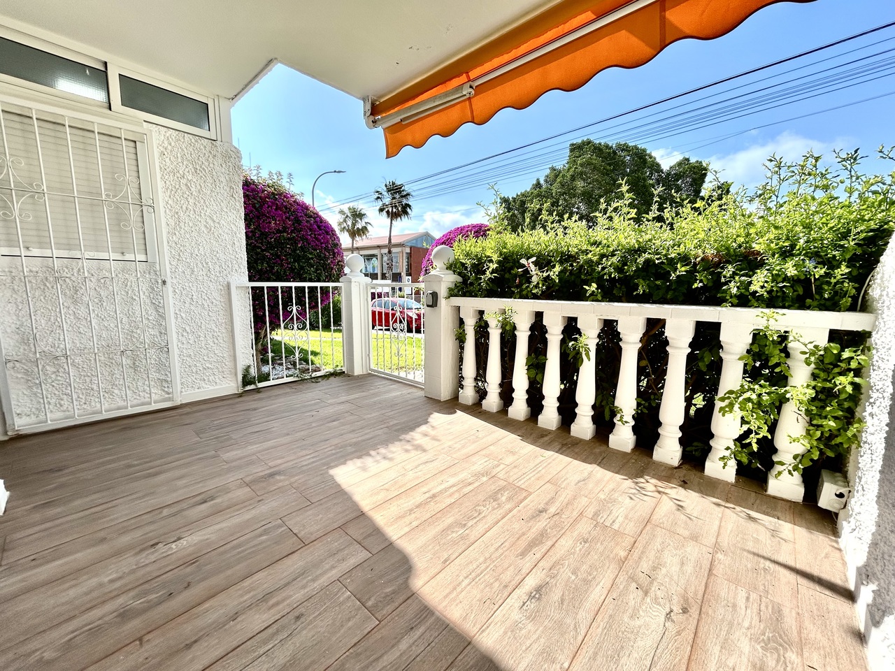 Apartment for Sale in Villamartin, Alicante