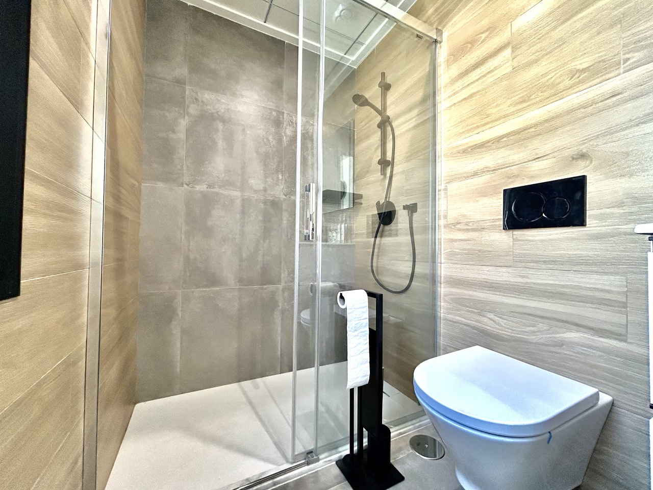 Villa for Sale in Villamartin, Alicante