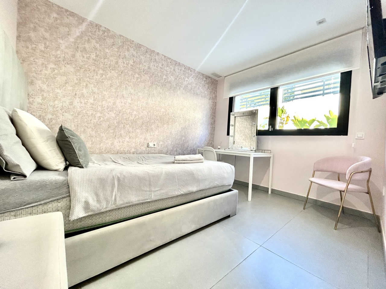 Villa for Sale in Los Balcones, Alicante