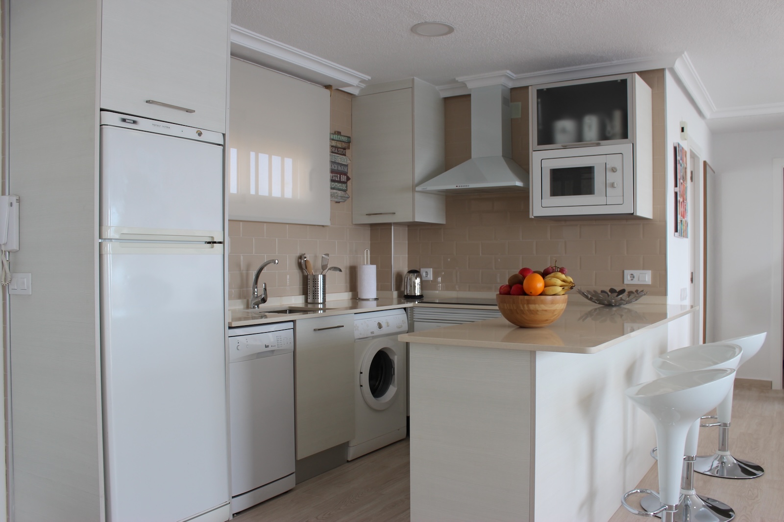Apartment for Sale in Mil Palmeras, Alicante