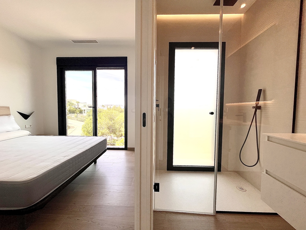 Apartment for Sale in Las Colinas Golf, Alicante