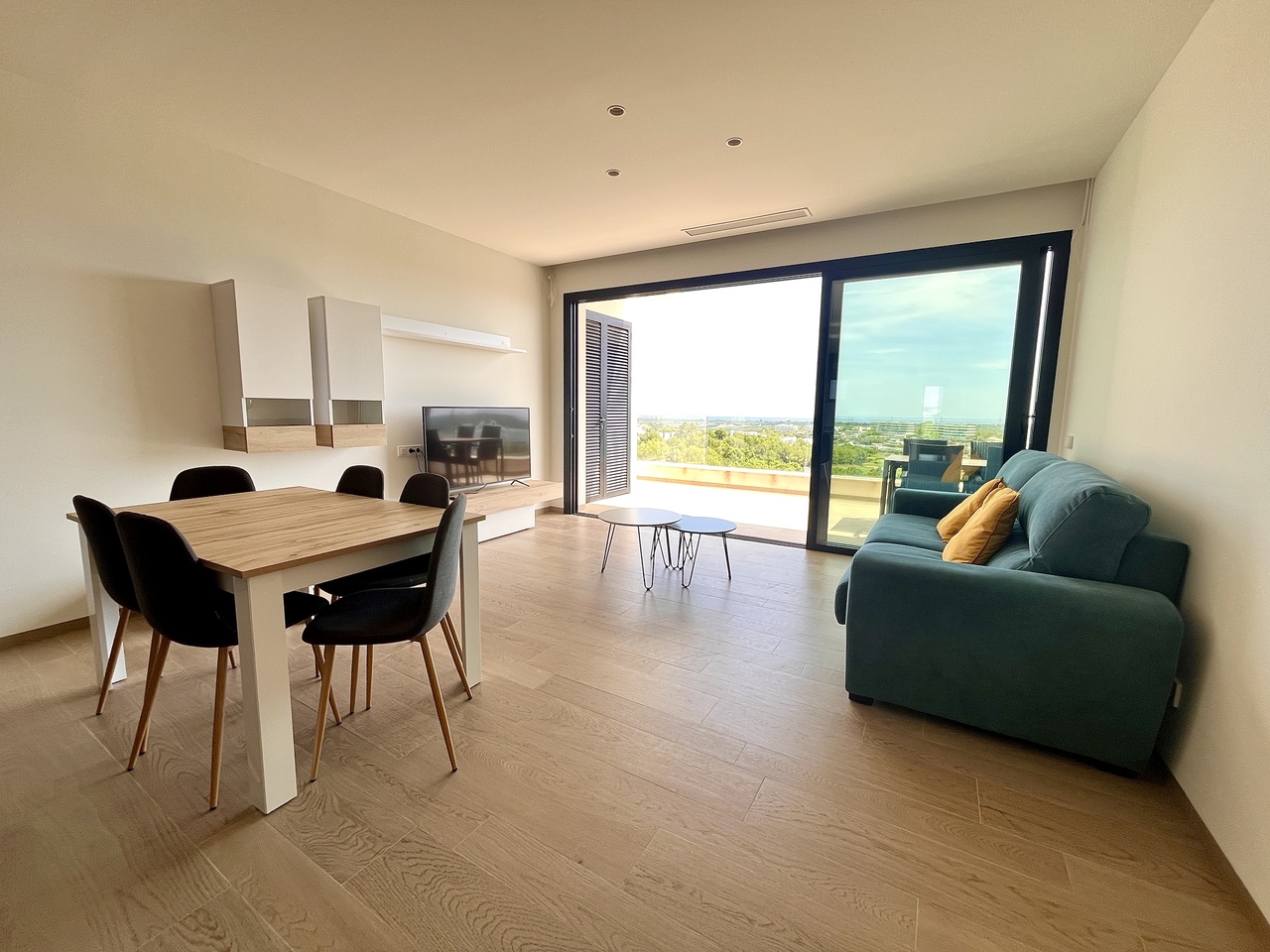 Apartment for Sale in Las Colinas Golf, Alicante