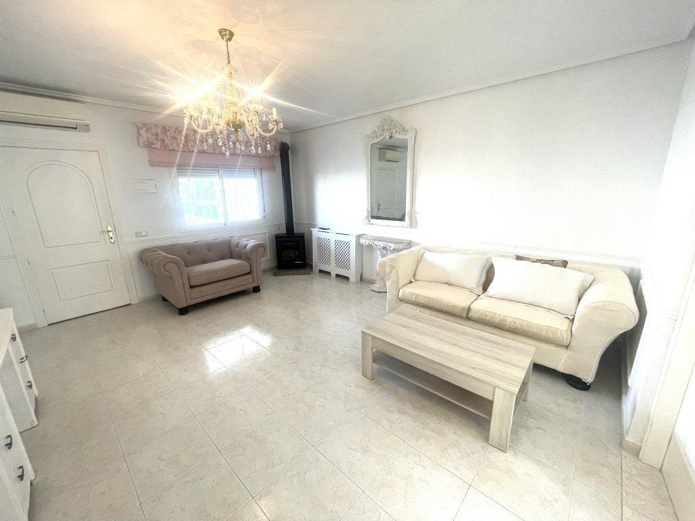Bungalow for Sale in Benijofar, Alicante