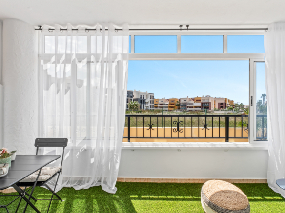 Apartment for Sale in Playa Flamenca, Alicante