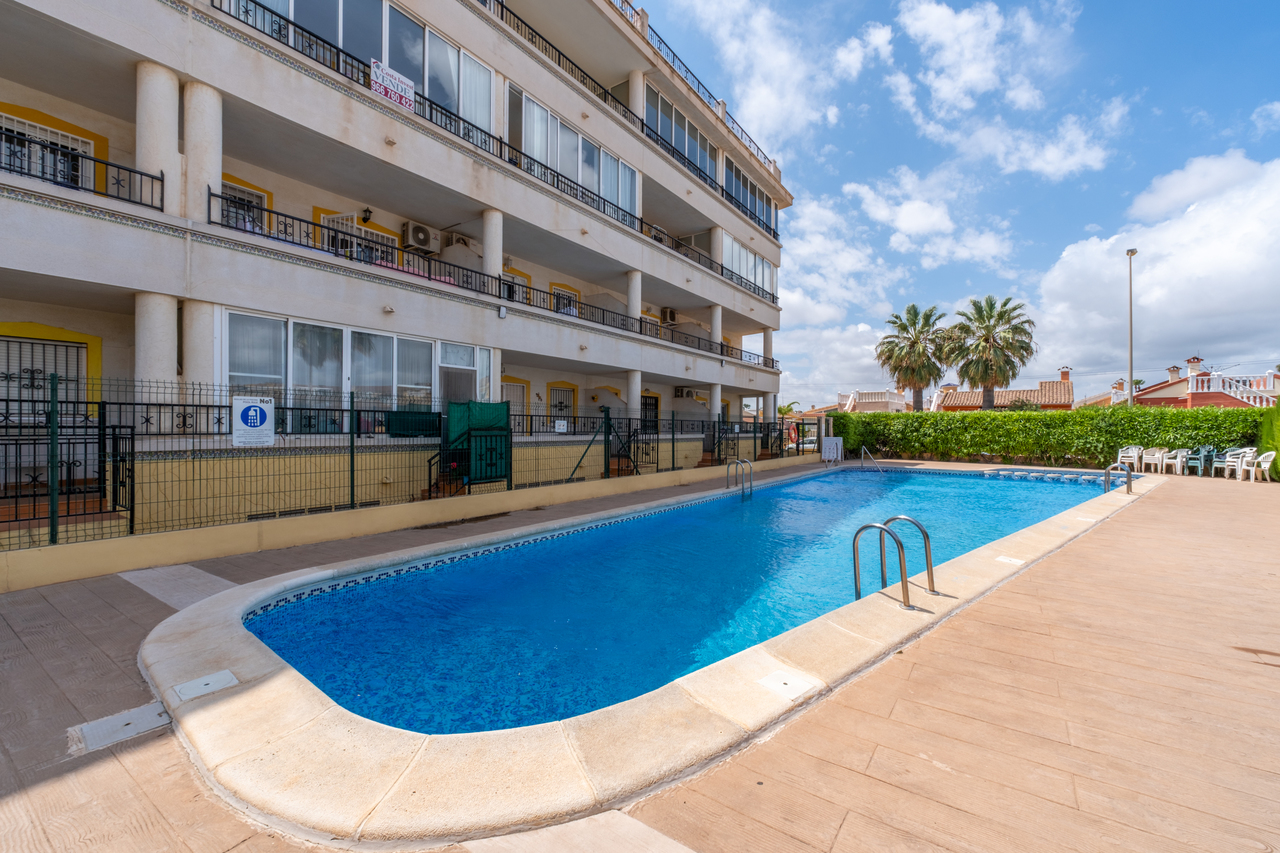 Apartment for Sale in Playa Flamenca, Alicante