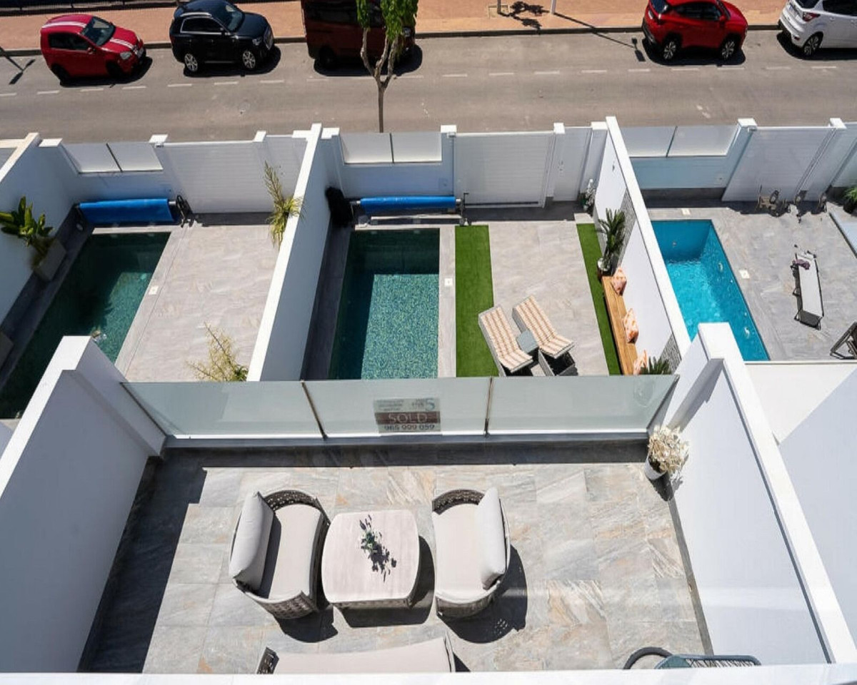 Villa for Sale in San Pedro del Pinatar, Murcia