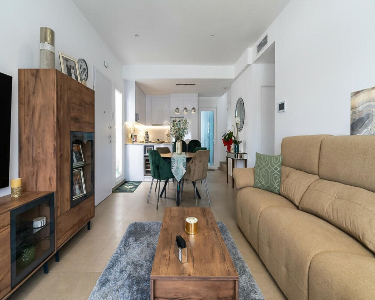 Villa for Sale in San Pedro del Pinatar, Murcia
