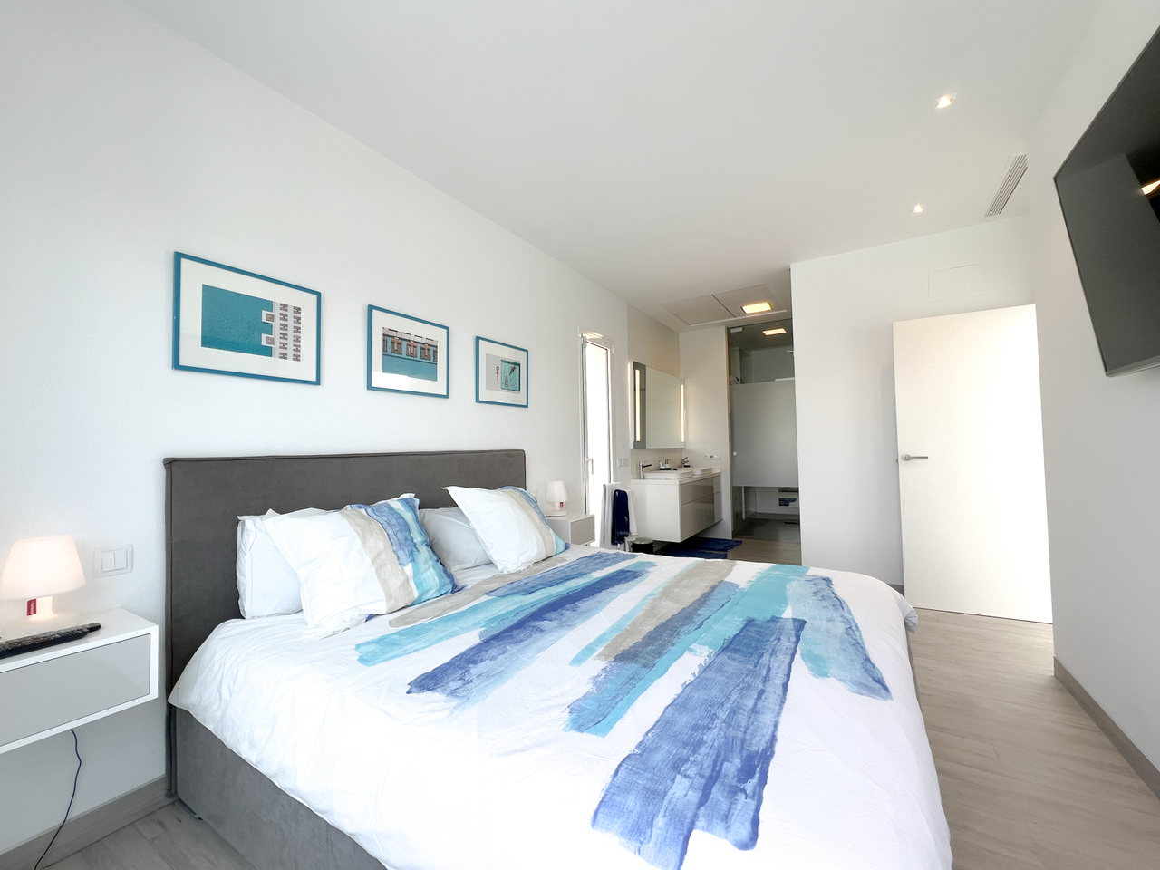 Villa for Sale in Las Colinas Golf, Alicante