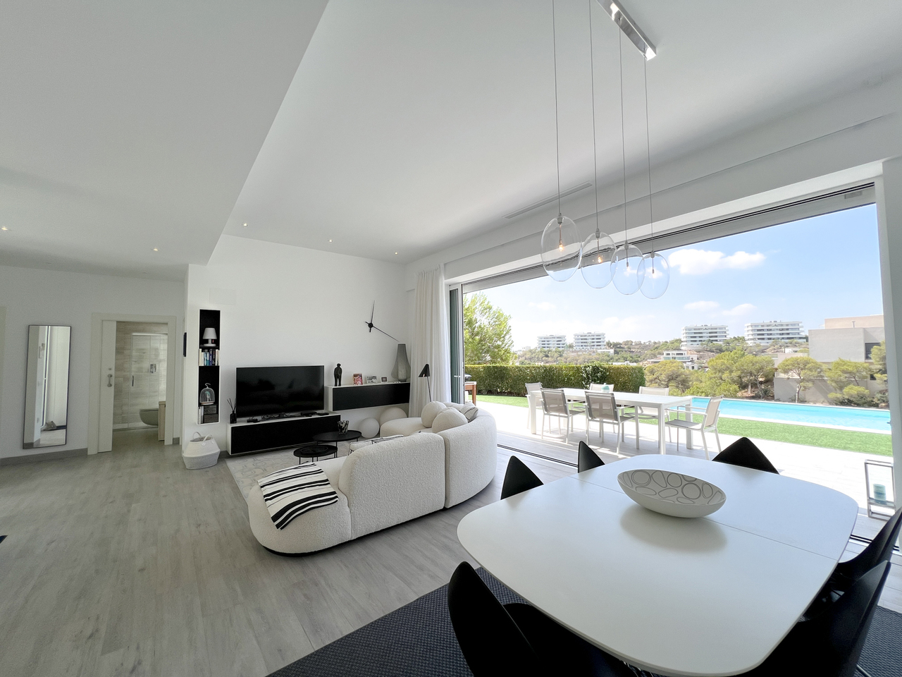 Villa for Sale in Las Colinas Golf, Alicante