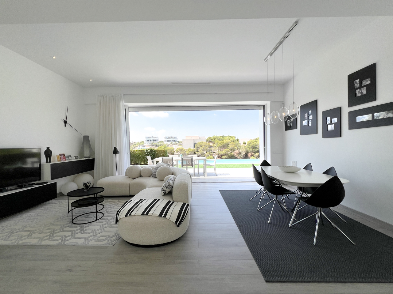 Villa for Sale in Las Colinas Golf, Alicante
