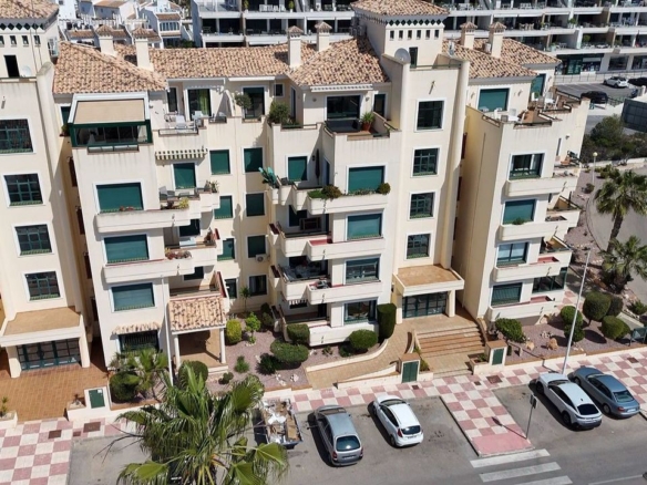 Apartment for Sale in Villamartin, Alicante