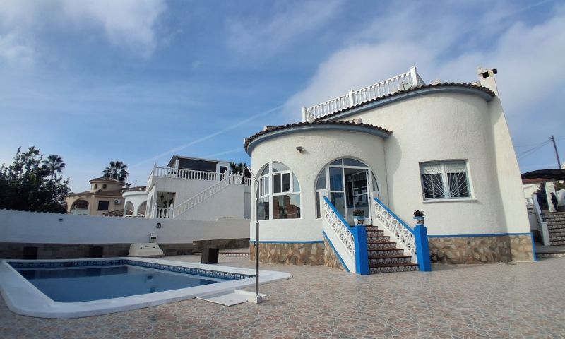 Villa for Sale in Rojales, Alicante