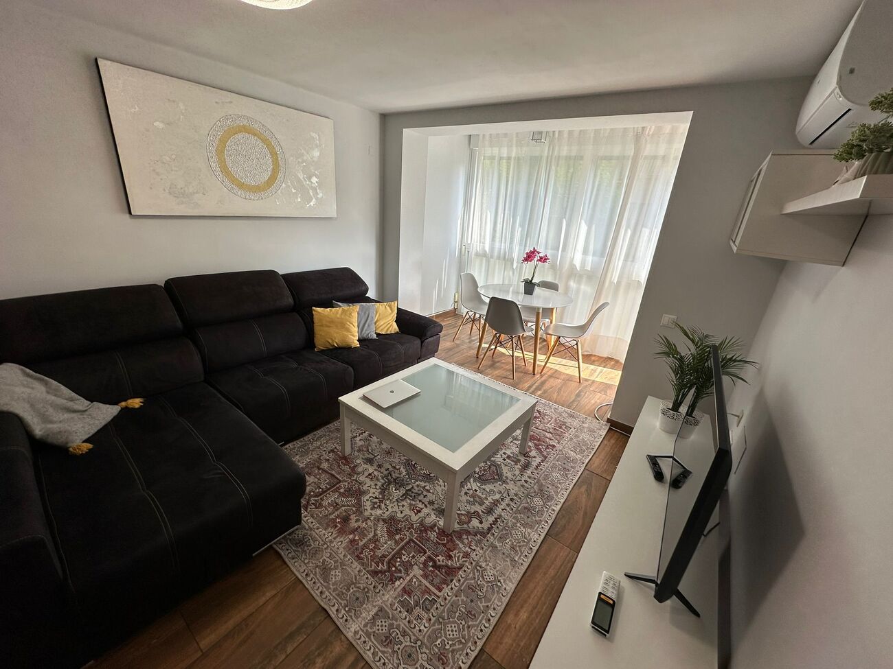 Apartment for Sale in Alicante, Alicante