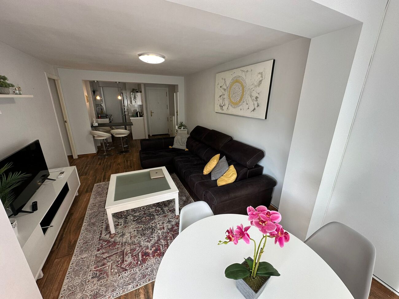 Apartment for Sale in Alicante, Alicante