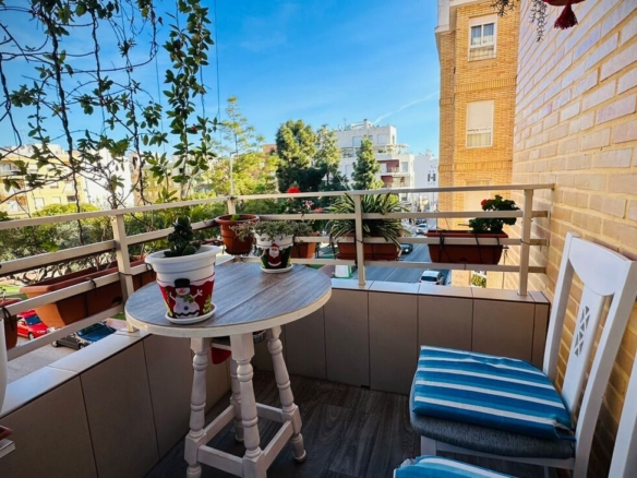 Apartment for Sale in Alicante, Alicante