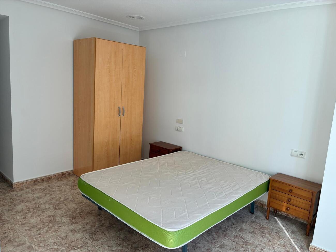 Apartment for Sale in Almoradi, Alicante