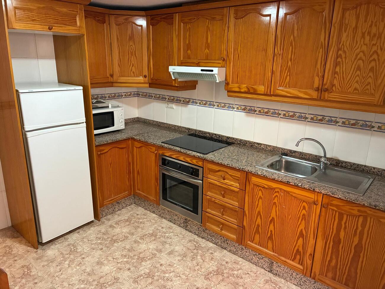 Apartment for Sale in Almoradi, Alicante