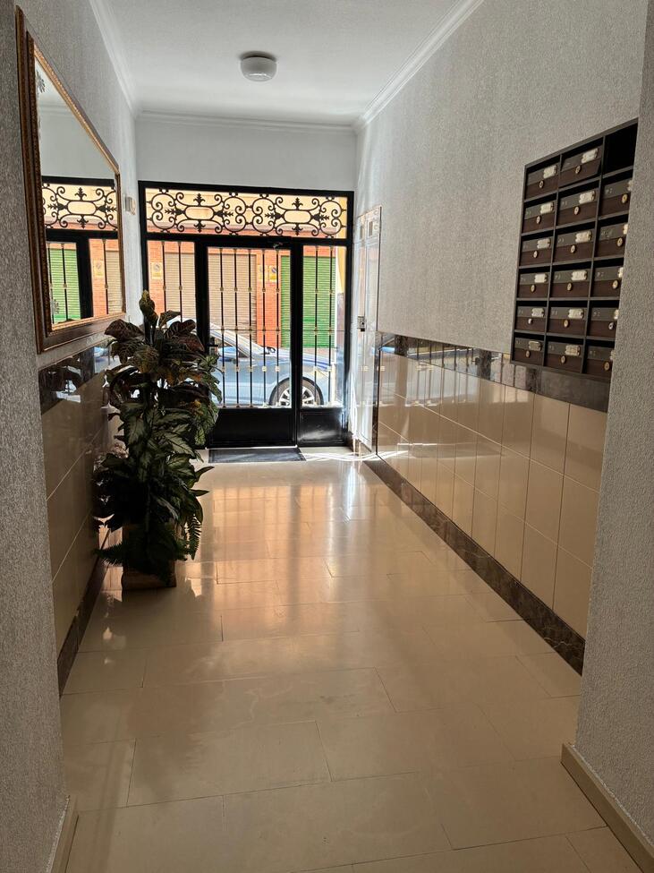 Apartment for Sale in Almoradi, Alicante