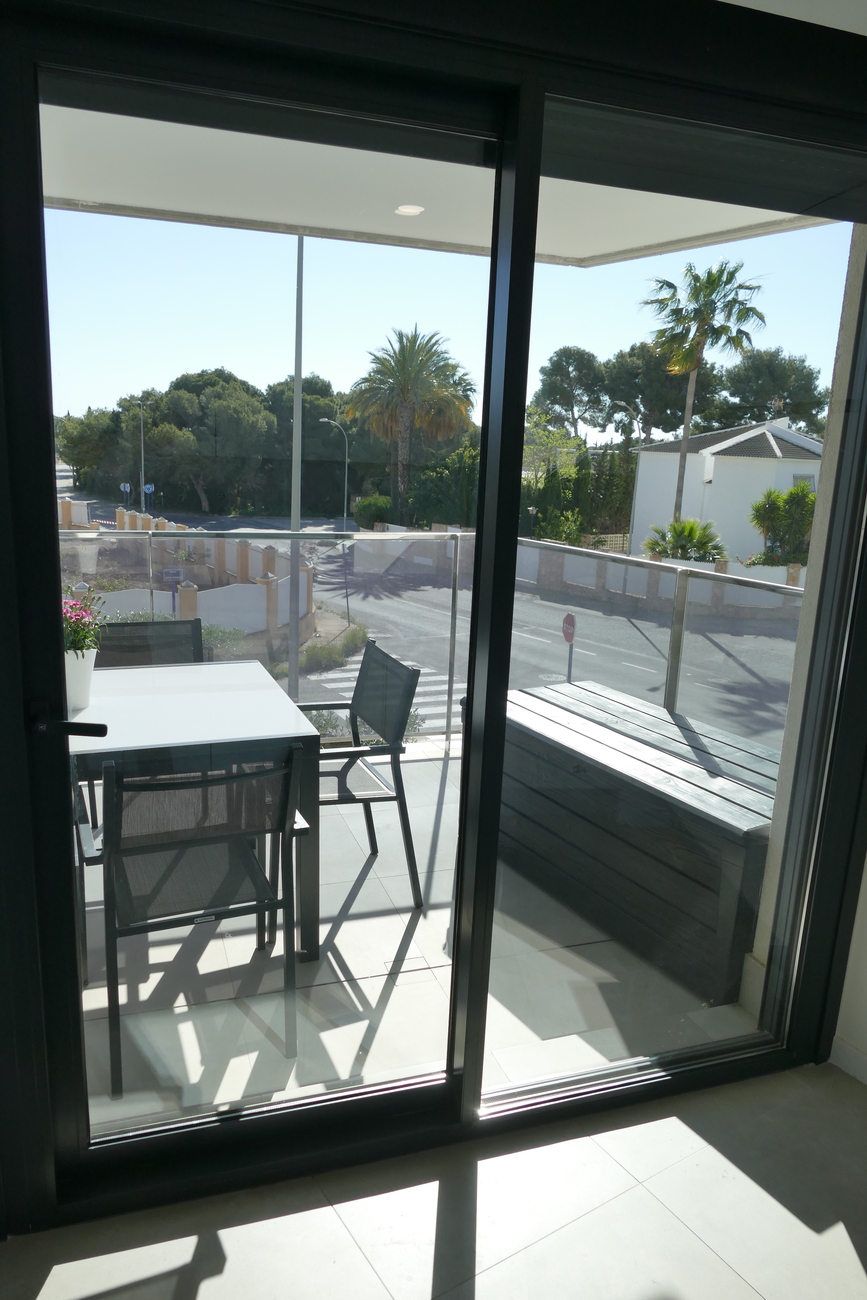 Apartment for Sale in Dehesa de Campoamor, Alicante