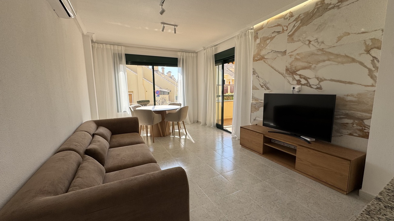 Apartment for Sale in Lomas De Campoamor, Alicante