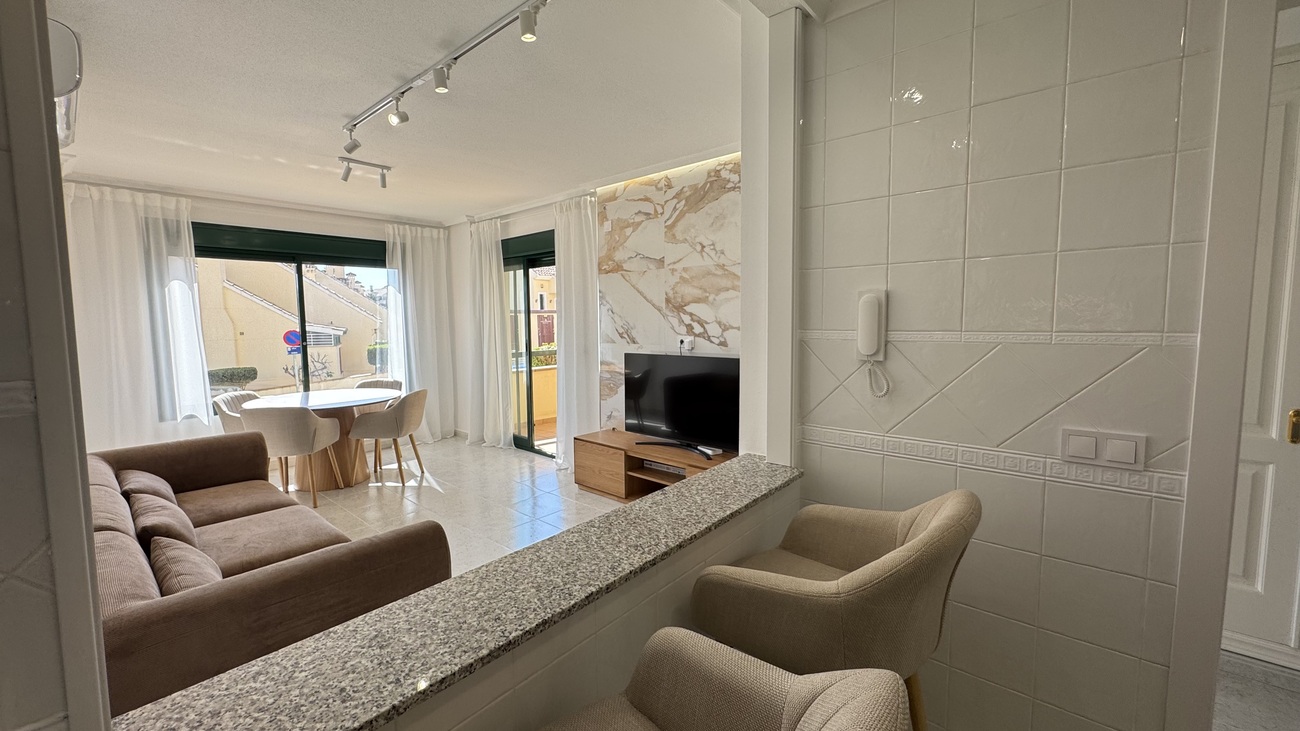 Apartment for Sale in Lomas De Campoamor, Alicante