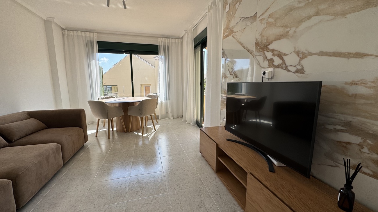 Apartment for Sale in Lomas De Campoamor, Alicante