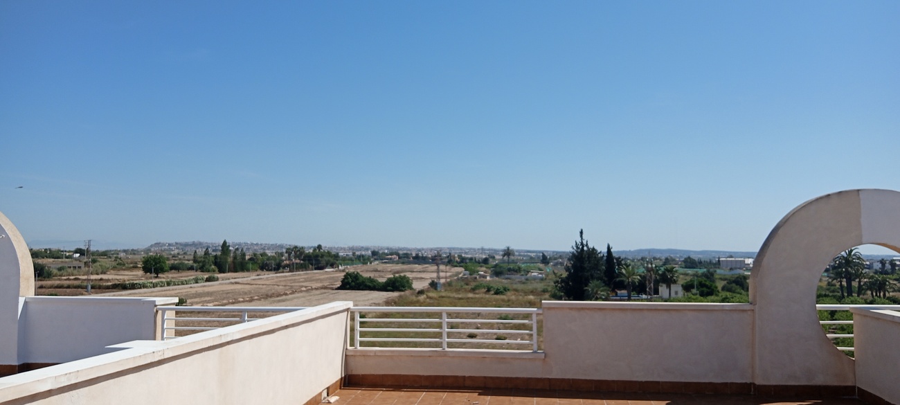 Apartment for Sale in Los Montesinos, Alicante