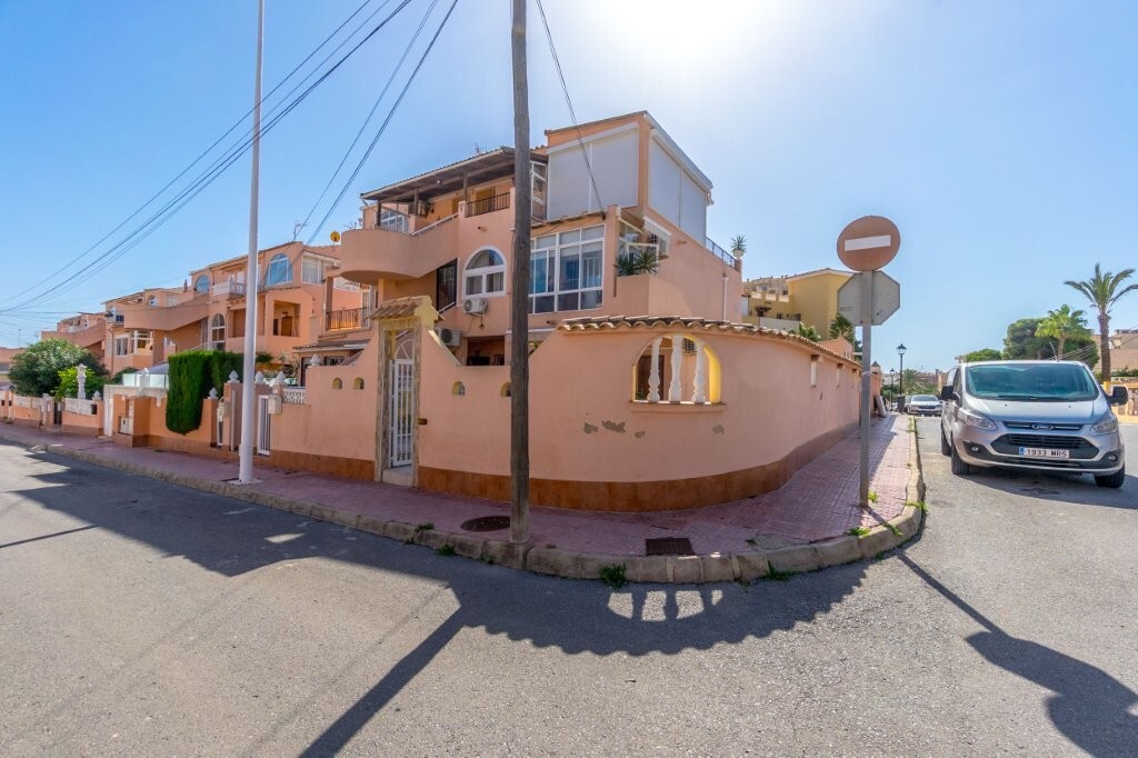 Apartment for Sale in Torrevieja, Alicante