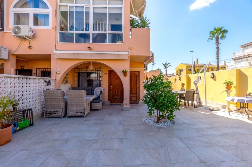 Apartment for Sale in Torrevieja, Alicante