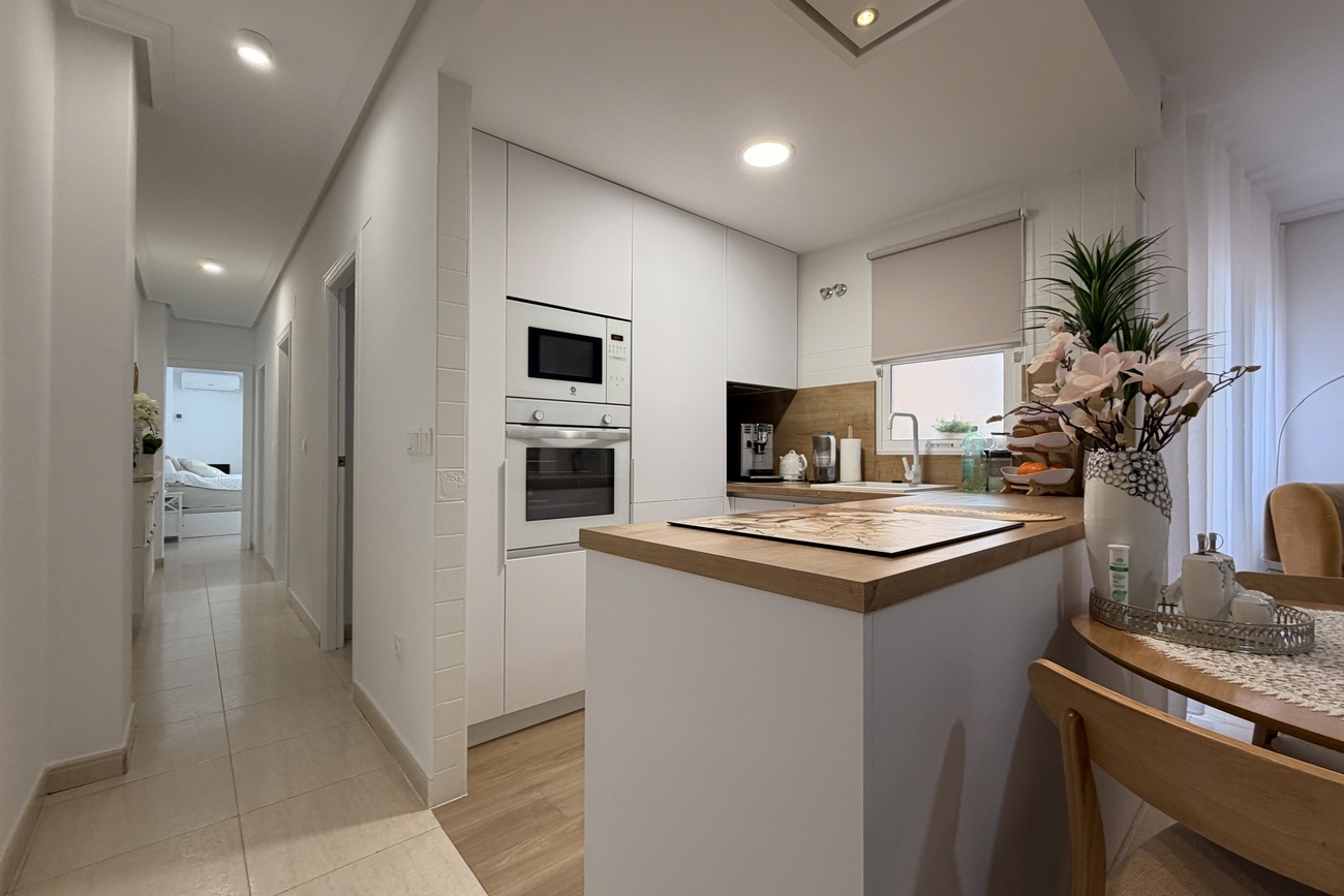 Apartment for Sale in Torrevieja, Alicante