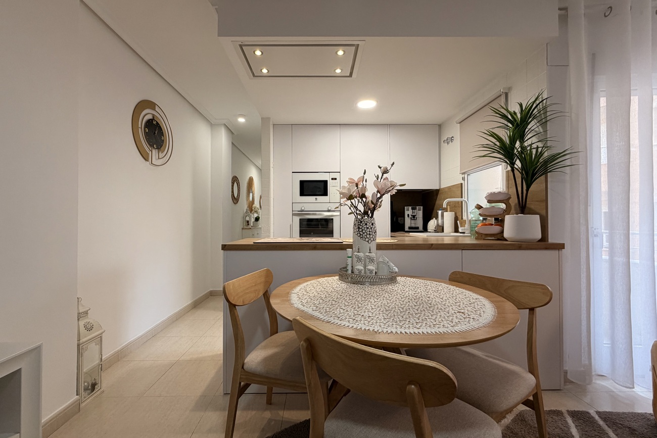 Apartment for Sale in Torrevieja, Alicante