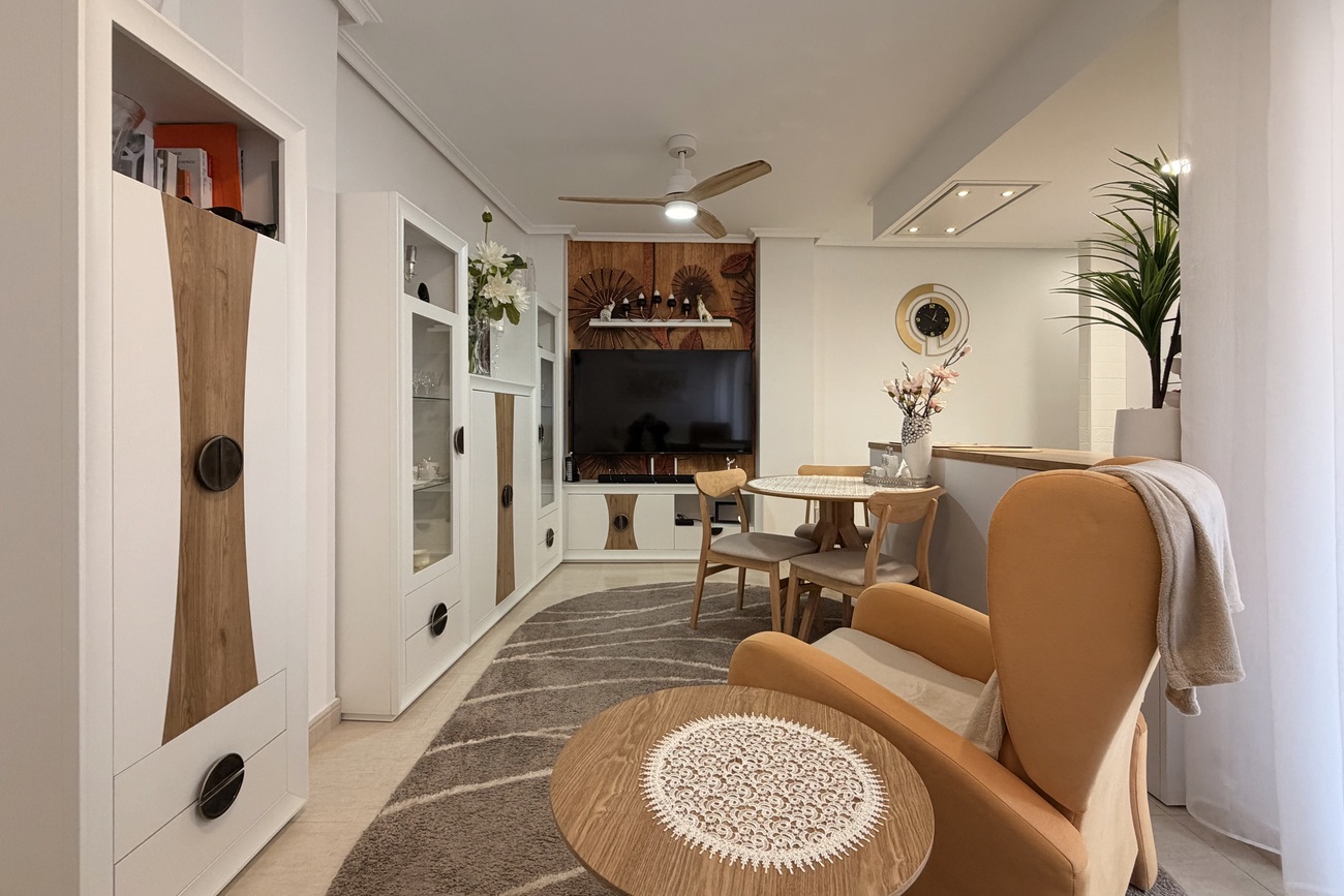 Apartment for Sale in Torrevieja, Alicante