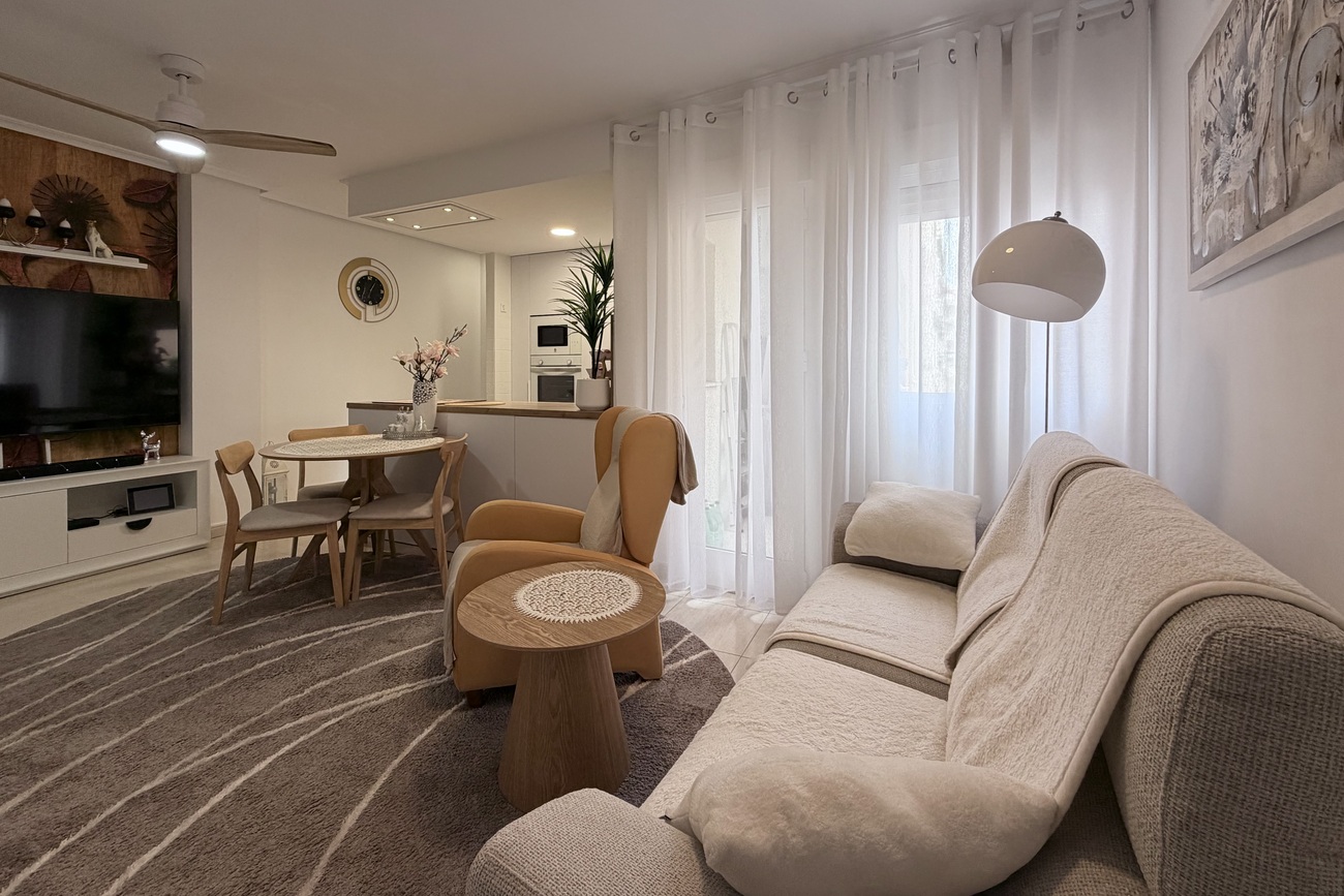 Apartment for Sale in Torrevieja, Alicante