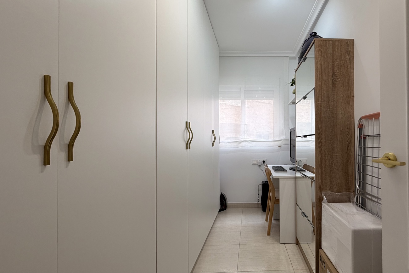Apartment for Sale in Torrevieja, Alicante