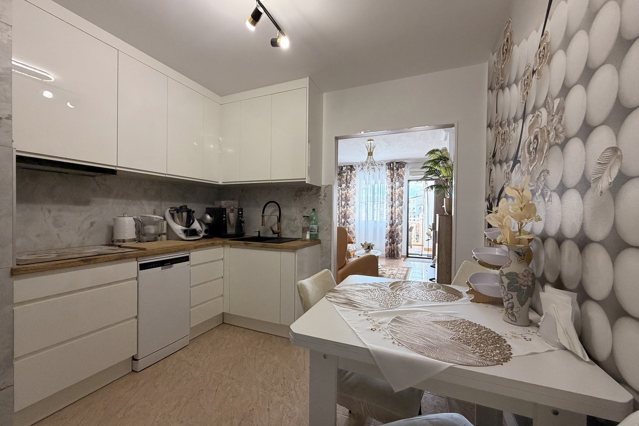 Apartment for Sale in Torrevieja, Alicante