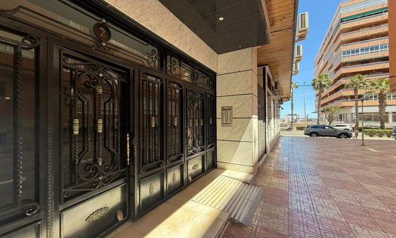 Apartment for Sale in Torrevieja, Alicante