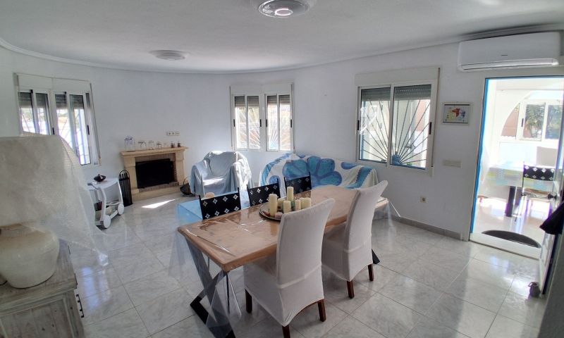 Villa for Sale in Rojales, Alicante