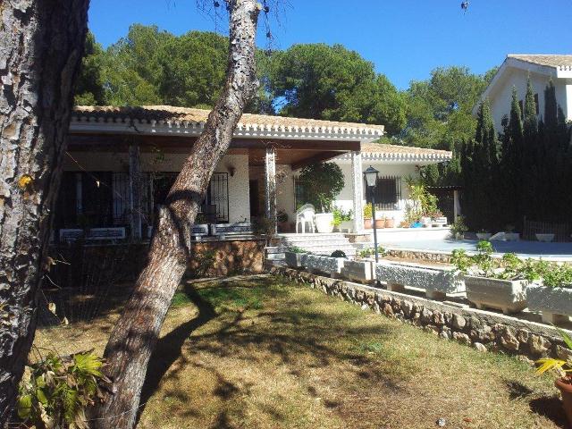 Villa for Sale in Campoamor, Alicante