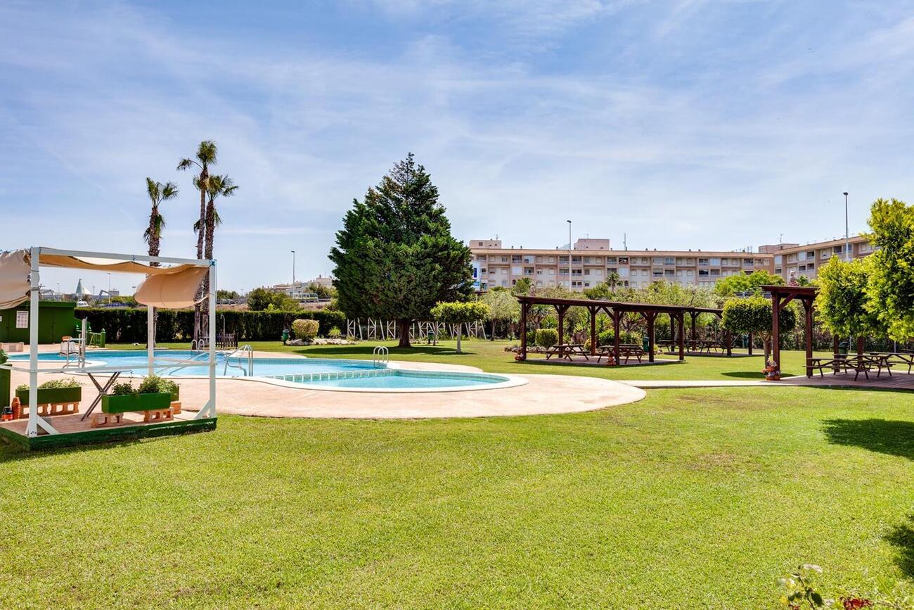 Bungalow for Sale in Torrevieja, Alicante