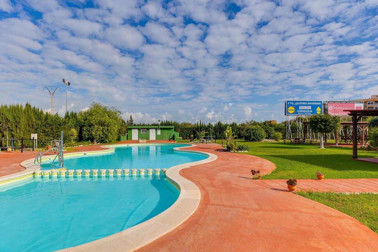 Bungalow for Sale in Torrevieja, Alicante